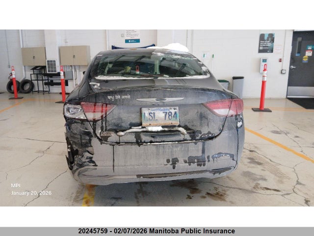 1C3CCCFBXFN648976 Chrysler 200 LX