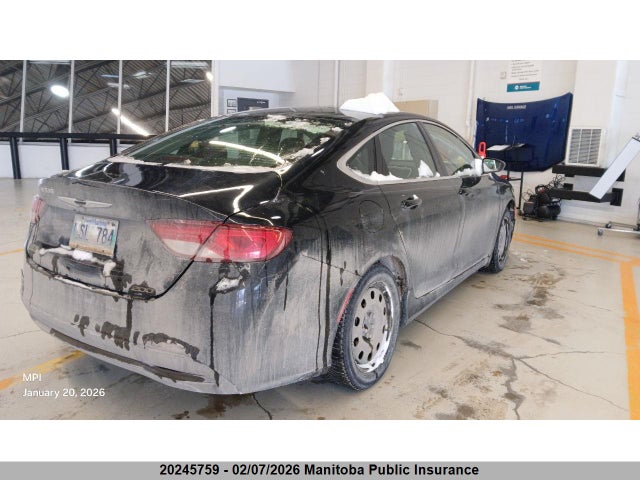 1C3CCCFBXFN648976 Chrysler 200 LX