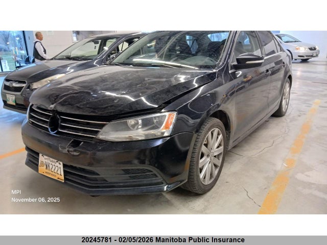 3VW1K7AJ3FM299744 Volkswagen Jetta 2.0
