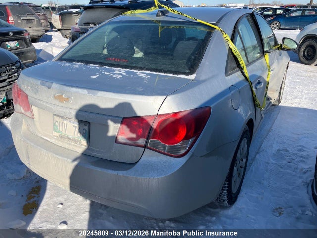 20245809 :رقم المزاد ، 1G1PB5SH9F7249236 vin ، 2015 Chevrolet Cruze Ls مزاد بيع