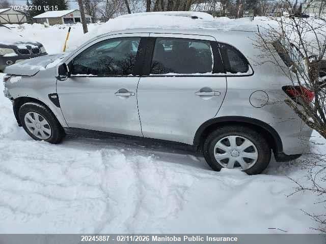 JA4AJUAU4MU604234 Mitsubishi RVR ES