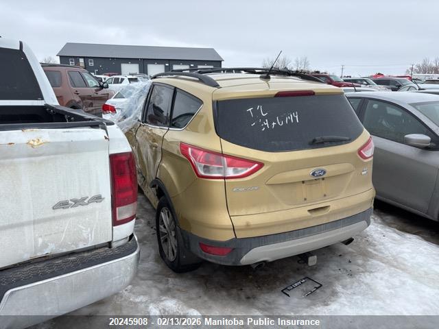1FMCU9GX8EUD34247 Ford ESCAPE SE