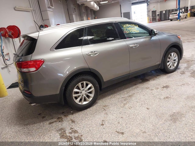 5XYPGDA34HG255962 KIA SORENTO LX