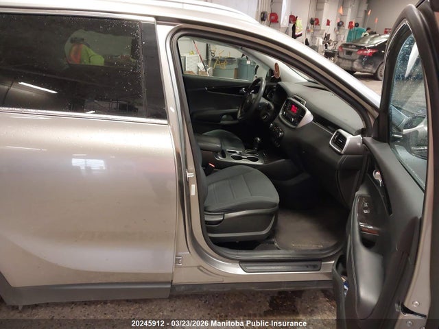 5XYPGDA34HG255962 KIA SORENTO LX
