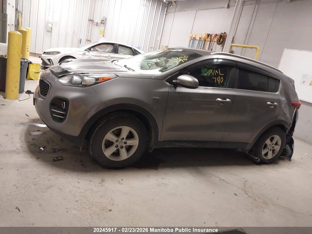 KNDPMCAC6K7497305 KIA Sportage Lx