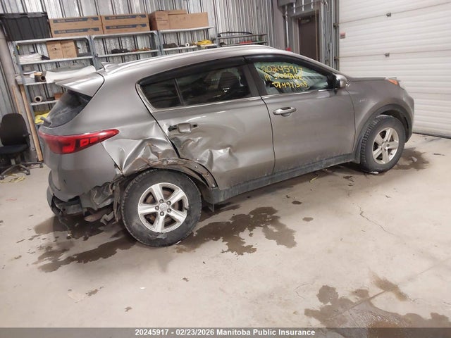 KNDPMCAC6K7497305 KIA Sportage Lx