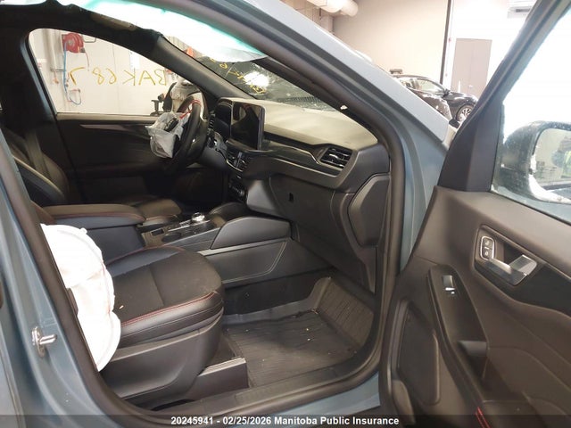 1FMCU9MN1SUB54204 Ford Escape St Line