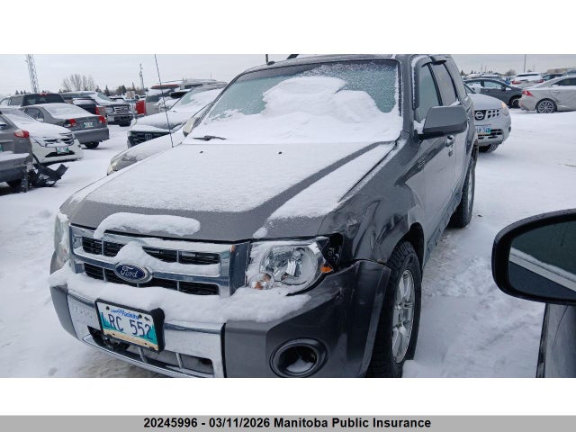 20245996 :رقم المزاد ، 1FMCU9EG8AKB39094 vin ، 2010 Ford Escape Limited V6 مزاد بيع