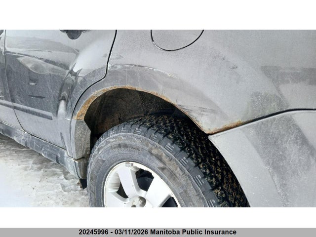 20245996 :رقم المزاد ، 1FMCU9EG8AKB39094 vin ، 2010 Ford Escape Limited V6 مزاد بيع