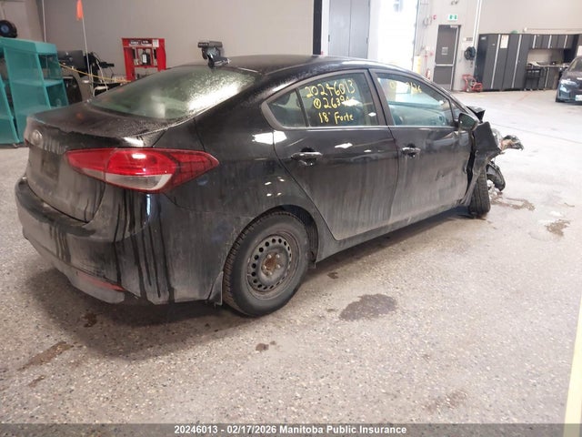 3KPFL4A7XJE263948 KIA FORTE LX