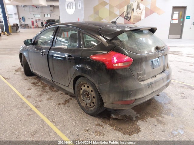 1FADP3M24JL263477 Ford FOCUS SEL