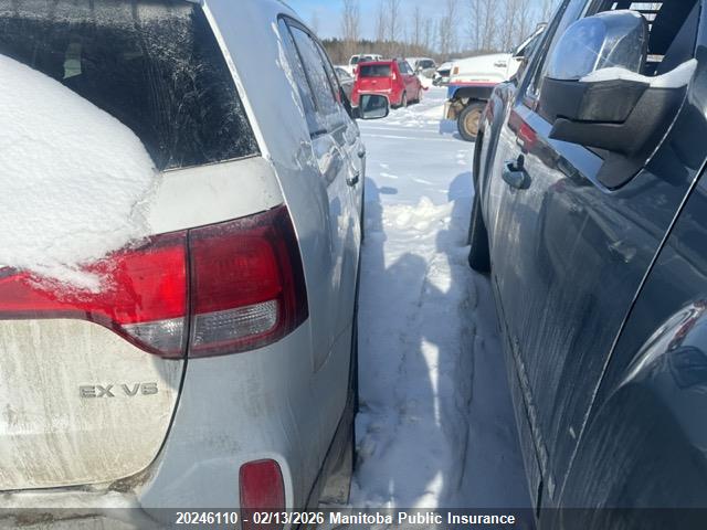 5XYKUDA77FG635638 KIA Sorento Ex V6