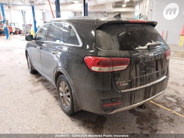5XYPKDA55GG163712 KIA Sorento Sx V6