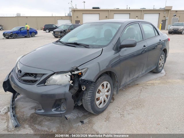 2013 Toyota Corolla Ce მანქანა იყიდება აუქციონზე, vin: 2T1BU4EE5DC985755, აუქციონის ნომერი: 20246186