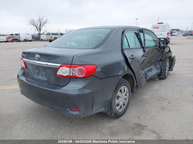 2013 Toyota Corolla Ce მანქანა იყიდება აუქციონზე, vin: 2T1BU4EE5DC985755, აუქციონის ნომერი: 20246186