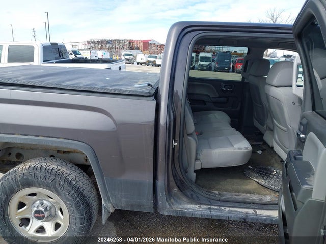 20246258 :رقم المزاد ، 3GTU2TEC5FG317373 vin ، 2015 Gmc Sierra 1500 Crew Cab مزاد بيع