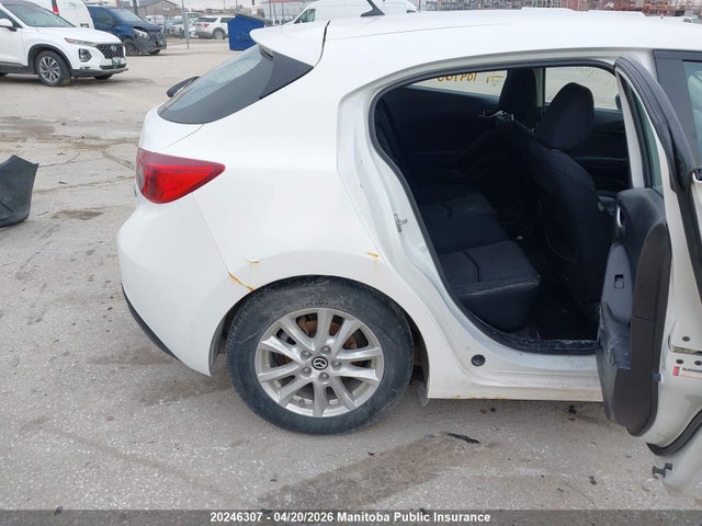 JM1BM1L72E1104700 Mazda Mazda3 Sport Gs Sky