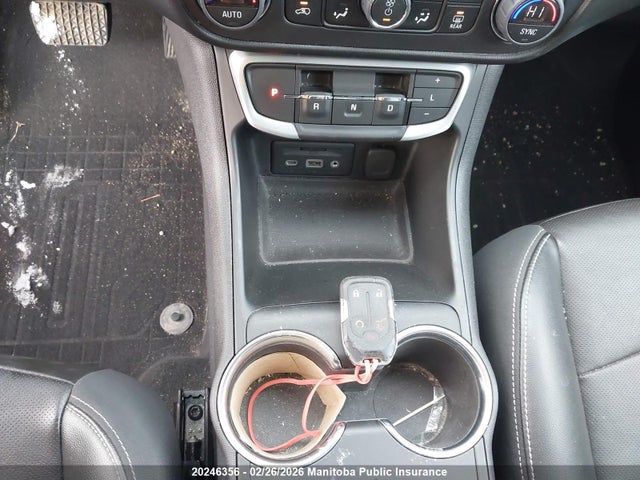 3GKALVEV8NL180758 GMC Terrain Slt