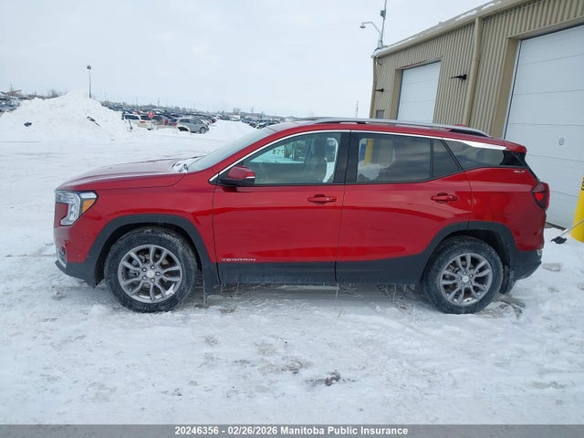 3GKALVEV8NL180758 GMC Terrain Slt