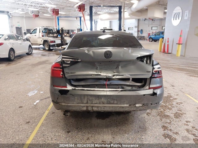 Volkswagen Passat 2.0 Tsi 2018 1VWAA7A3XJC016979 Image 16