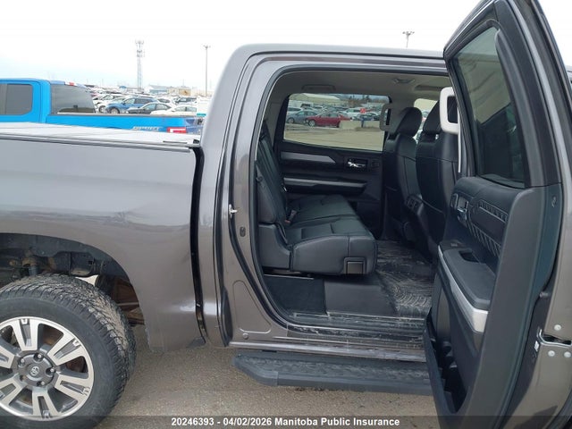 5TFAY5F19JX705592 Toyota Tundra Platinum V8 Crewmax