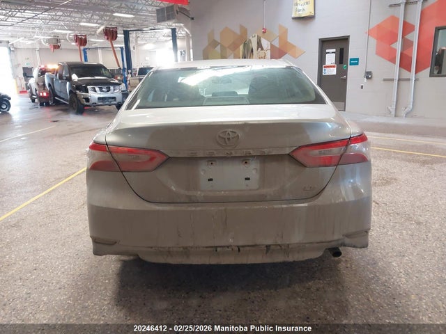 4T1B11HK0JU505561 Toyota CAMRY LE