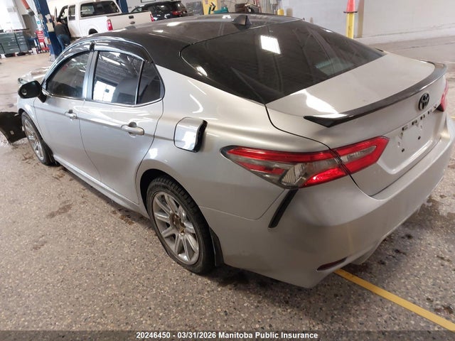 4T1B11HK7JU017711 Toyota CAMRY SE
