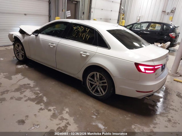 WAUANAF4XJA147182 Audi A4 2.0t Quattro
