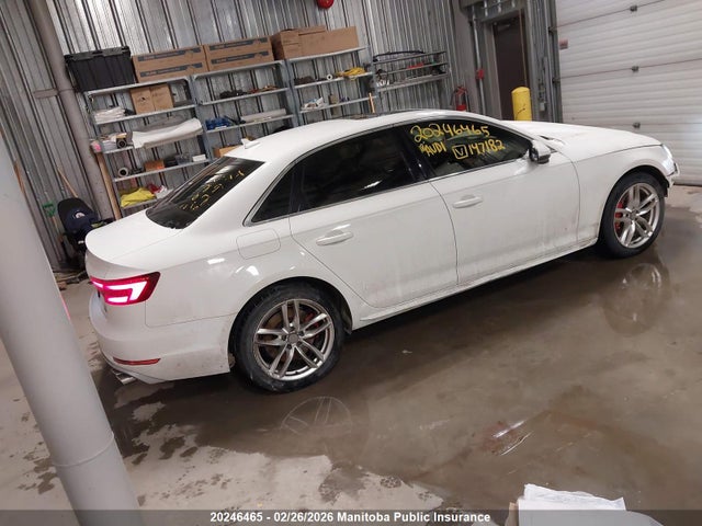 WAUANAF4XJA147182 Audi A4 2.0t Quattro