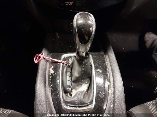 JN1BJ1CR9JW292397 Nissan Qashqai Sv