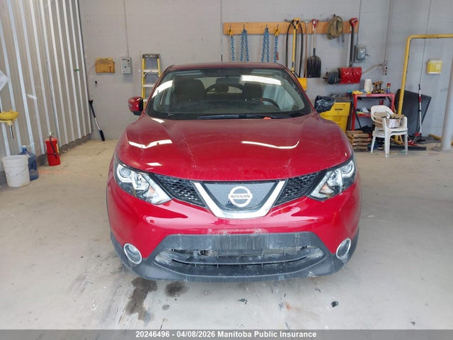 JN1BJ1CR9JW292397 Nissan Qashqai Sv