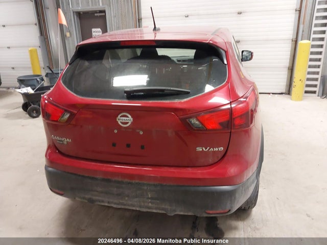JN1BJ1CR9JW292397 Nissan Qashqai Sv