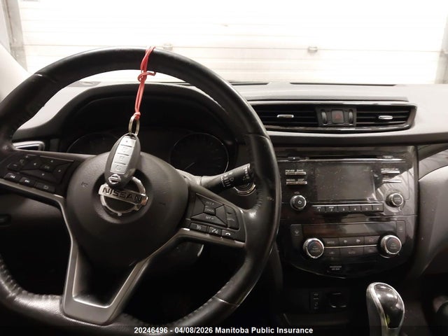 JN1BJ1CR9JW292397 Nissan Qashqai Sv