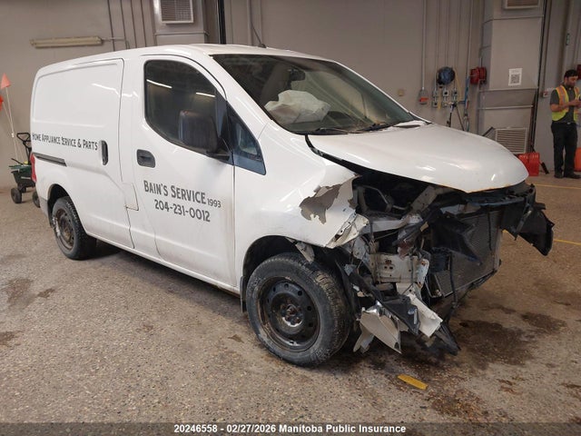 3N6CM0KN8FK692792 Nissan Nv 200 S Cargo Van