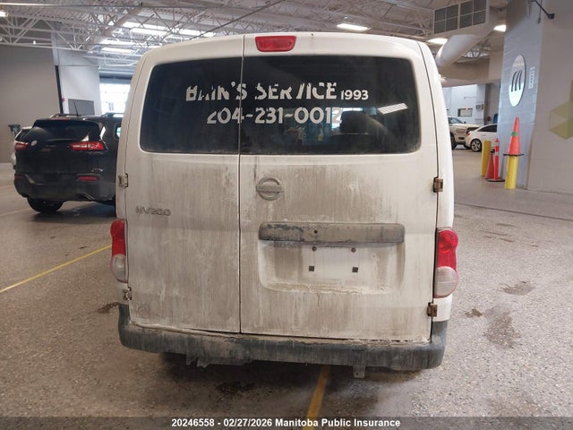3N6CM0KN8FK692792 Nissan Nv 200 S Cargo Van