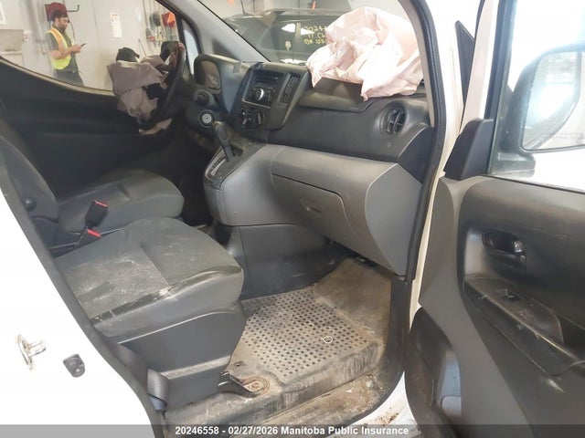 3N6CM0KN8FK692792 Nissan Nv 200 S Cargo Van