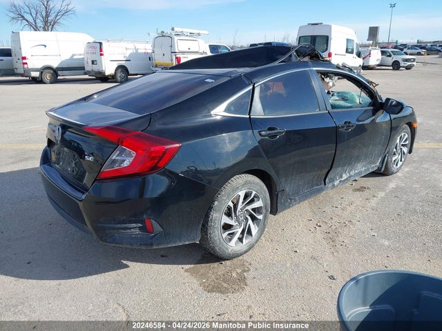 Продаж на аукціоні авто 2018 Honda Civic Lx, vin: 2HGFC2F61JH044306, номер лоту: 20246584