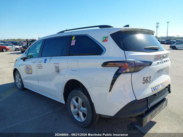 Aukcja sprzedaży 2023 Toyota Sienna Le Hybrid, vin: 5TDGRKEC5PS169330, numer aukcji: 20246604