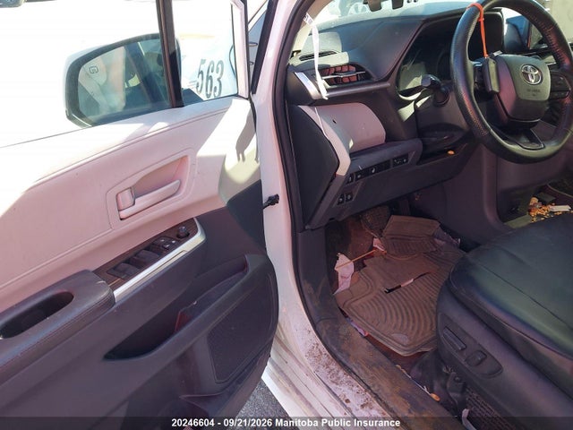 Aukcja sprzedaży 2023 Toyota Sienna Le Hybrid, vin: 5TDGRKEC5PS169330, numer aukcji: 20246604