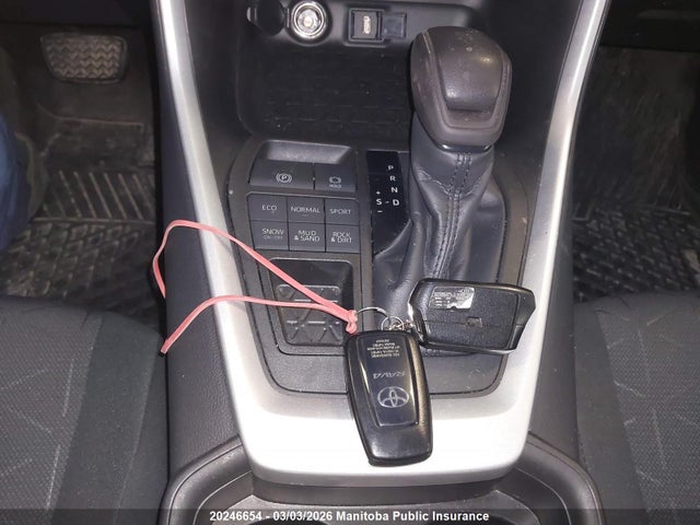 2T3R1RFV6MW176452 Toyota Rav4 Xle