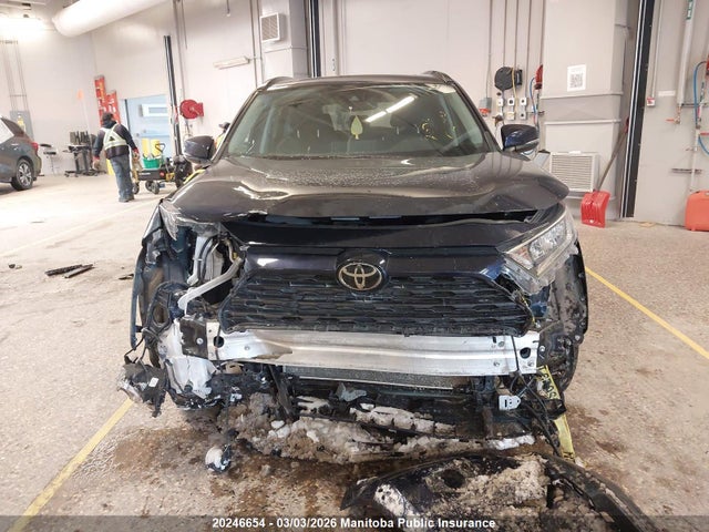 2T3R1RFV6MW176452 Toyota Rav4 Xle