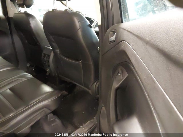 1FMCU9HD5JUA37760 Ford ESCAPE SEL