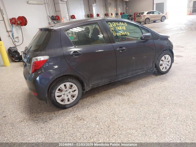 Toyota YARIS LE 2014 VNKKTUD34EA003052 Image 4
