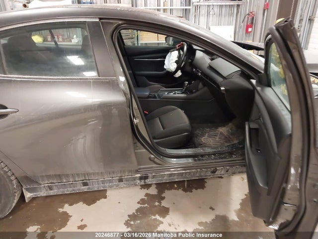 JM1BPACM5R1717204 Mazda Mazda3 Gs