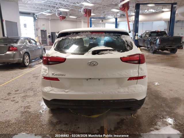 KM8J23A49MU340601 Hyundai Tucson Essential