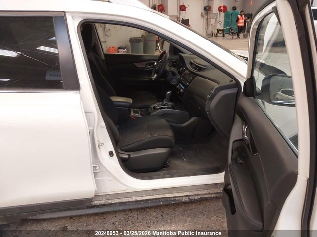 20246953 :رقم المزاد ، 5N1AT2MV5LC722950 vin ، 2020 Nissan Rogue Sv مزاد بيع