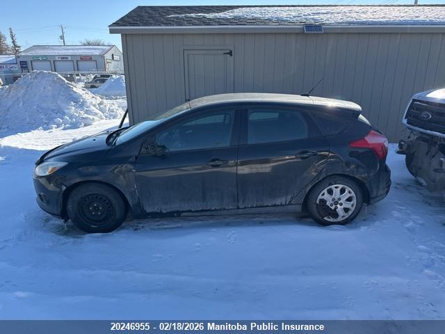 1FADP3K24EL385734 Ford FOCUS SE