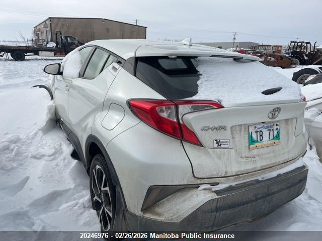 JTNKHMBX8M1127867 Toyota C-hr Xle Premium