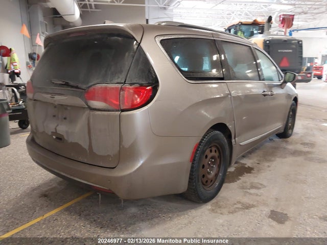 Chrysler Pacifica Limited 2017 2C4RC1EG9HR633091 Image 4