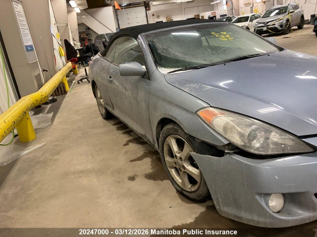 2004 Toyota Camry Solara Sle V6 მანქანა იყიდება აუქციონზე, vin: 4T1FA38P24U033215, აუქციონის ნომერი: 20247000